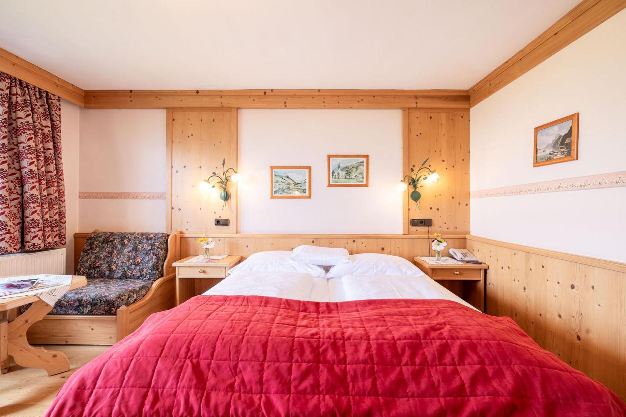 Oerglwirt Ferienwelt - Hotel Post Oerglwirt 마리아프파르 객실 사진