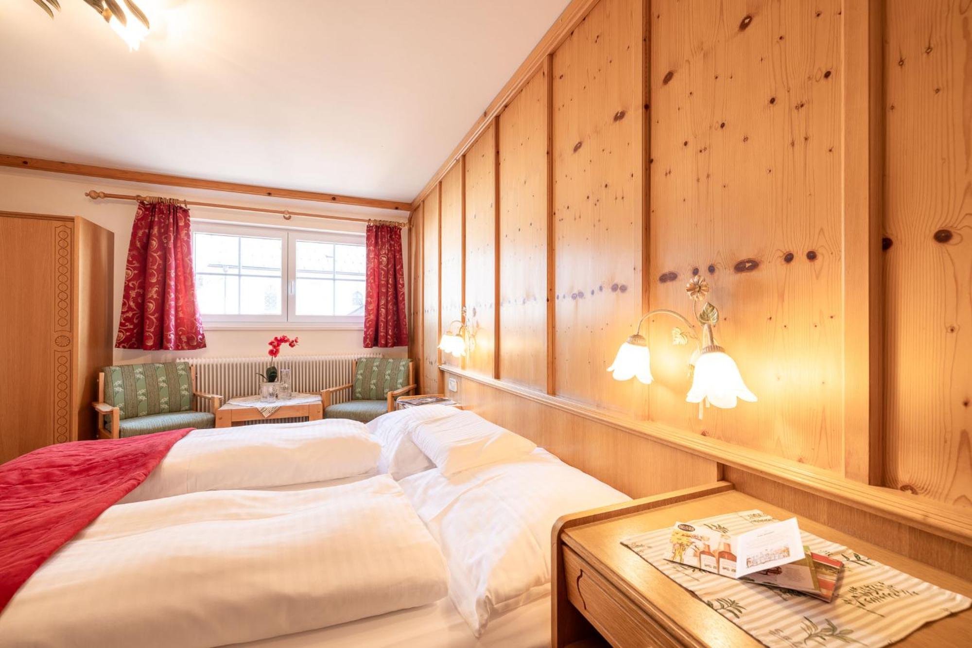 Oerglwirt Ferienwelt - Hotel Post Oerglwirt 마리아프파르 객실 사진